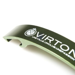 Alternative view of PORTE-CLÉS DÉCAPSULEUR EXCELSIOR VIRTON